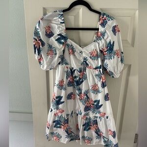 Like new Honolua surf co floral dress sz M